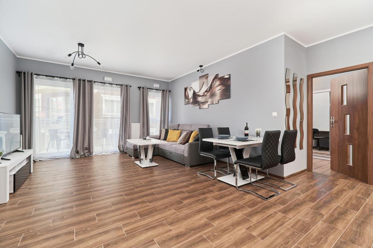 Apartments Wroclaw Jana Pawla II With Free Parking Wroclaw By Noclegi Renters מראה חיצוני תמונה
