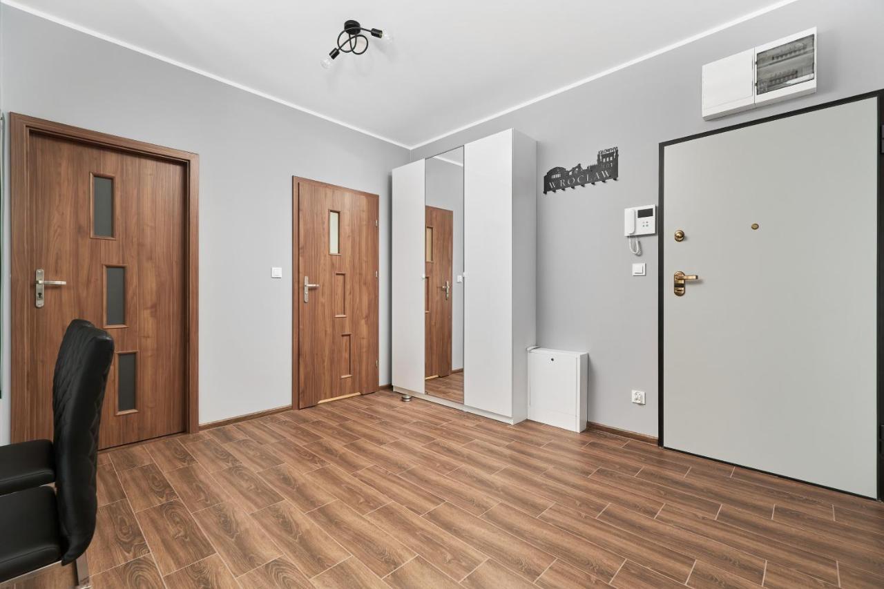 Apartments Wroclaw Jana Pawla II With Free Parking Wroclaw By Noclegi Renters מראה חיצוני תמונה